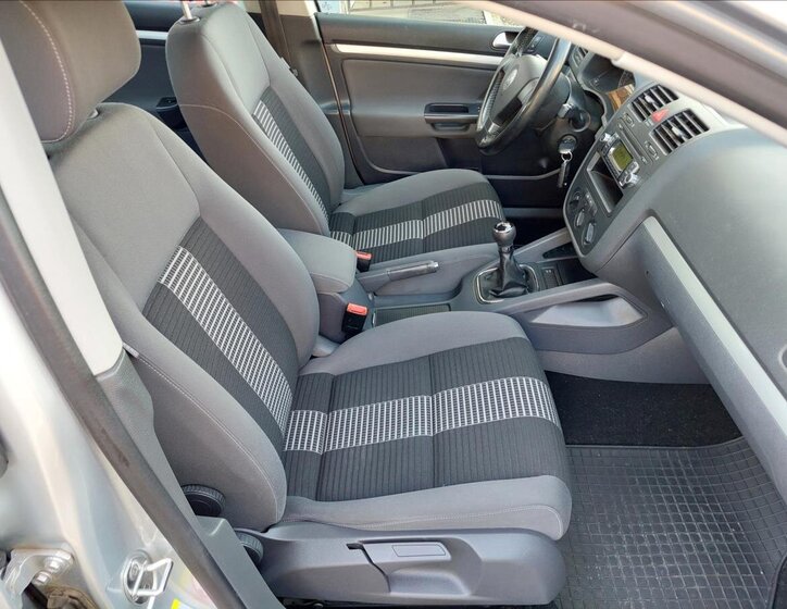 Volkswagen Golf Hatchback 1,4 l 59 kw