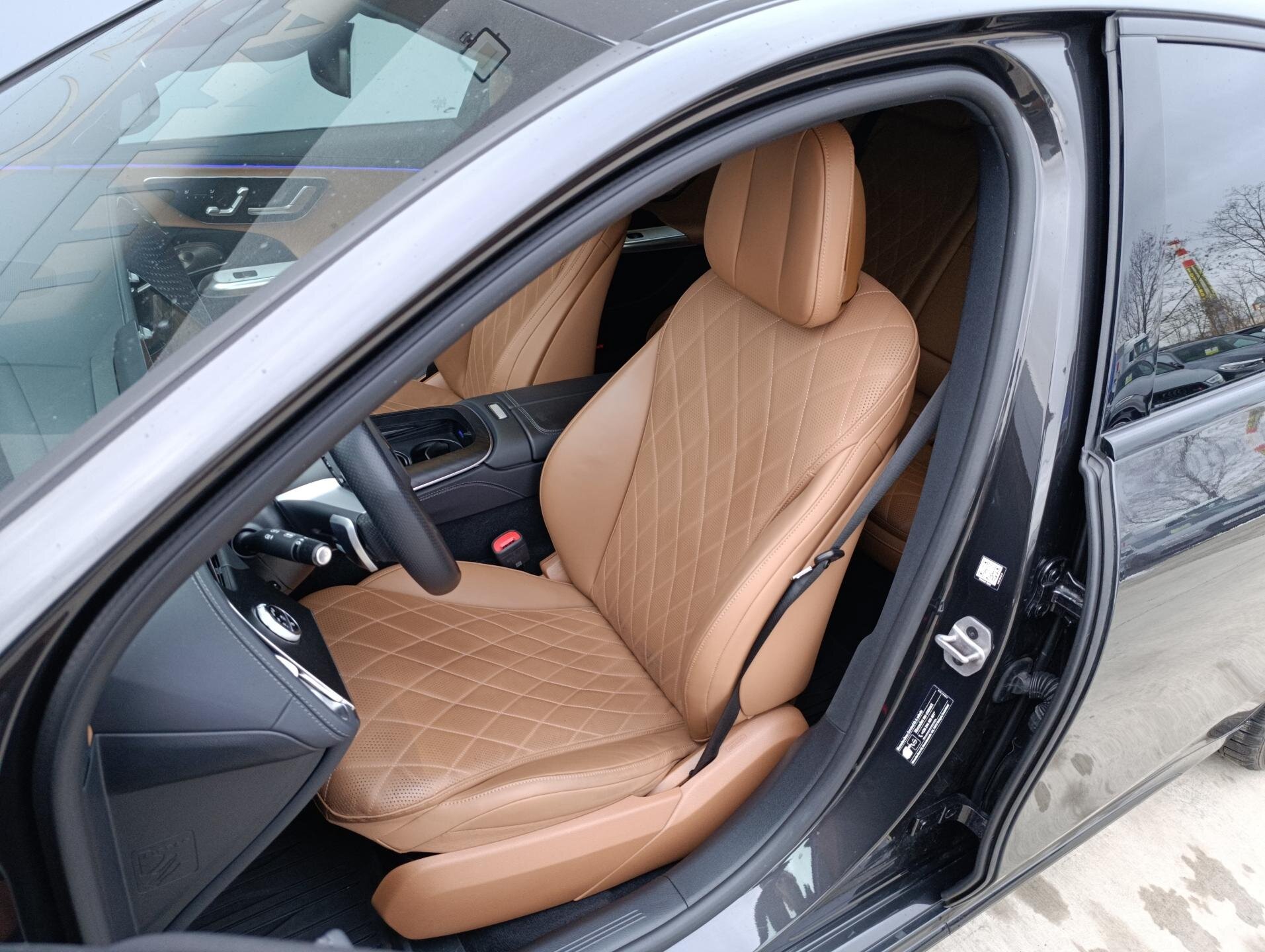 Mercedes-Benz Třídy E Sedan 2,0 l 145 kw