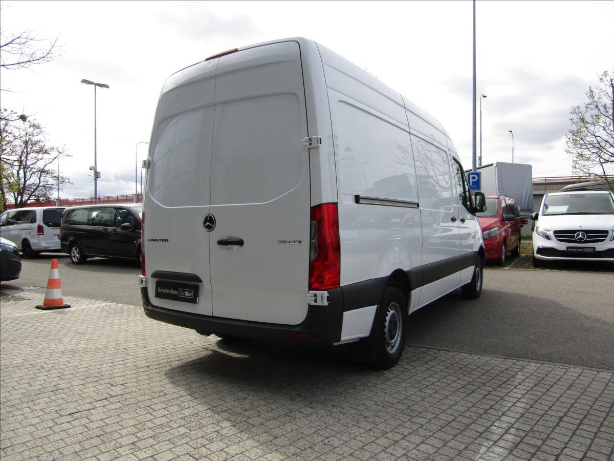 Mercedes-Benz Sprinter