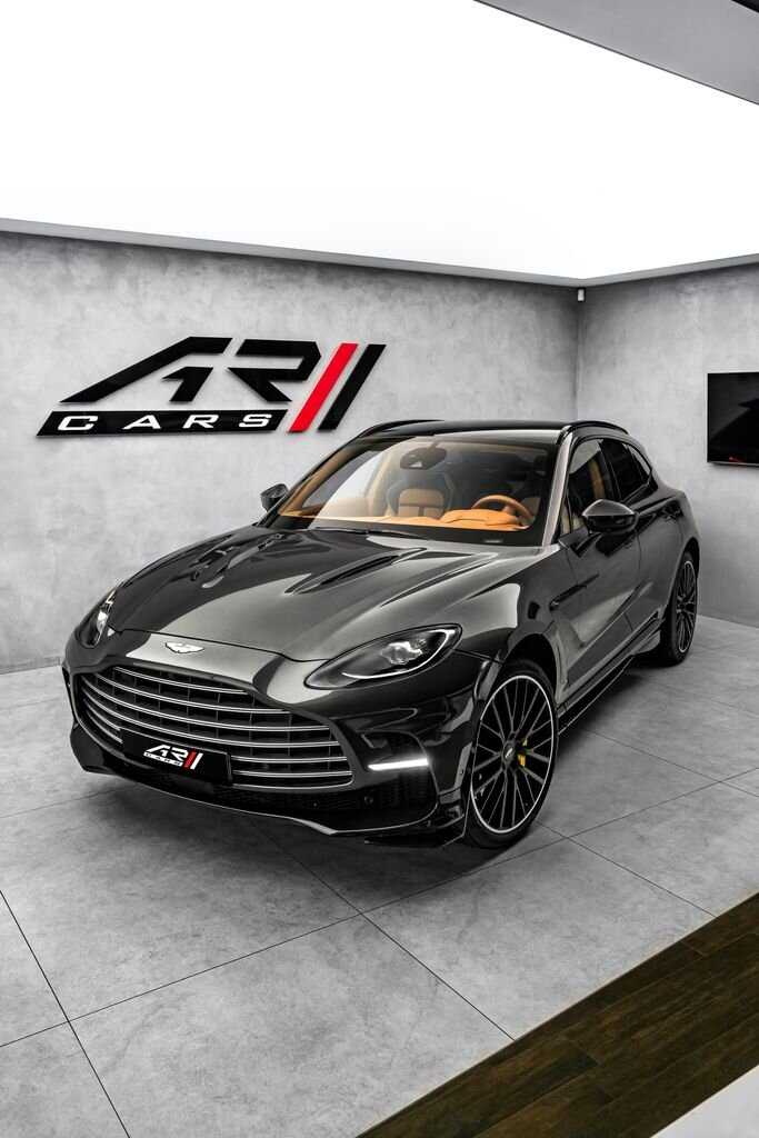 Aston Martin Ostatní SUV 4,0 l 520 kw