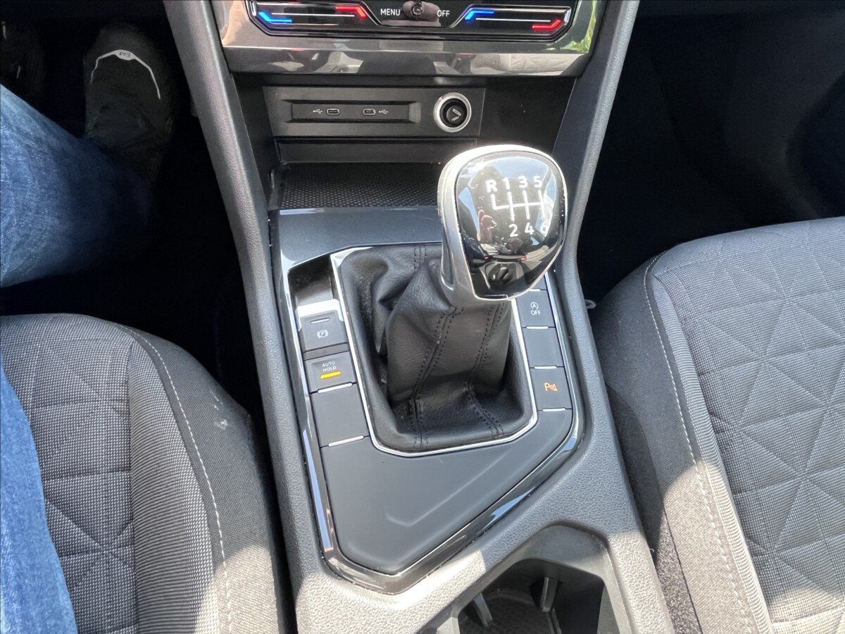 Volkswagen Tiguan SUV 1,5 l 110 kw