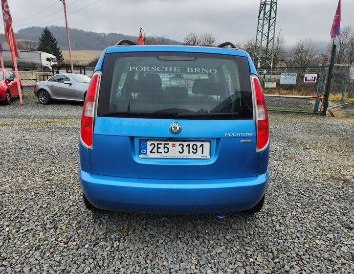 Škoda Roomster 8