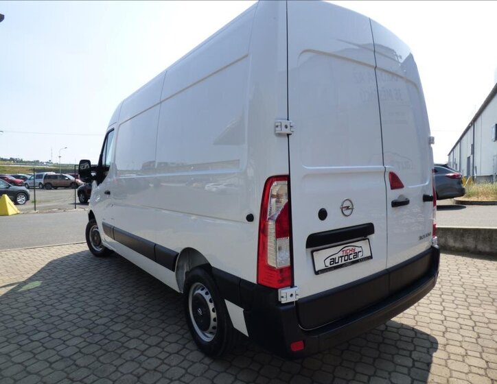 Opel Movano 45