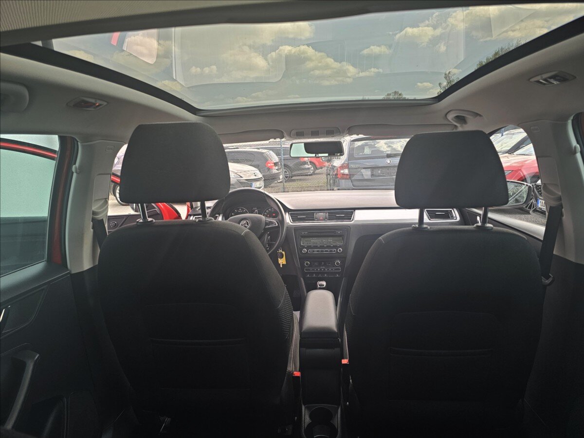 Škoda Rapid Hatchback 1,2 l 77 kw