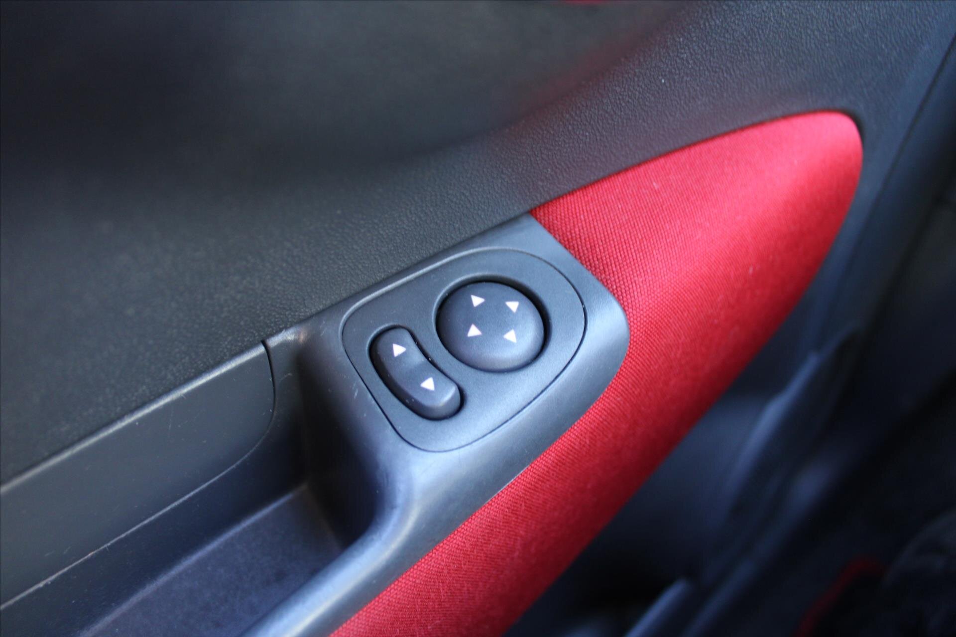 Fiat 500 Hatchback 1,2 l 51 kw