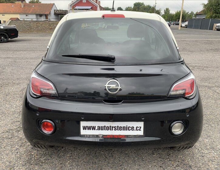 Opel Adam Hatchback 1,4 l 64 kw
