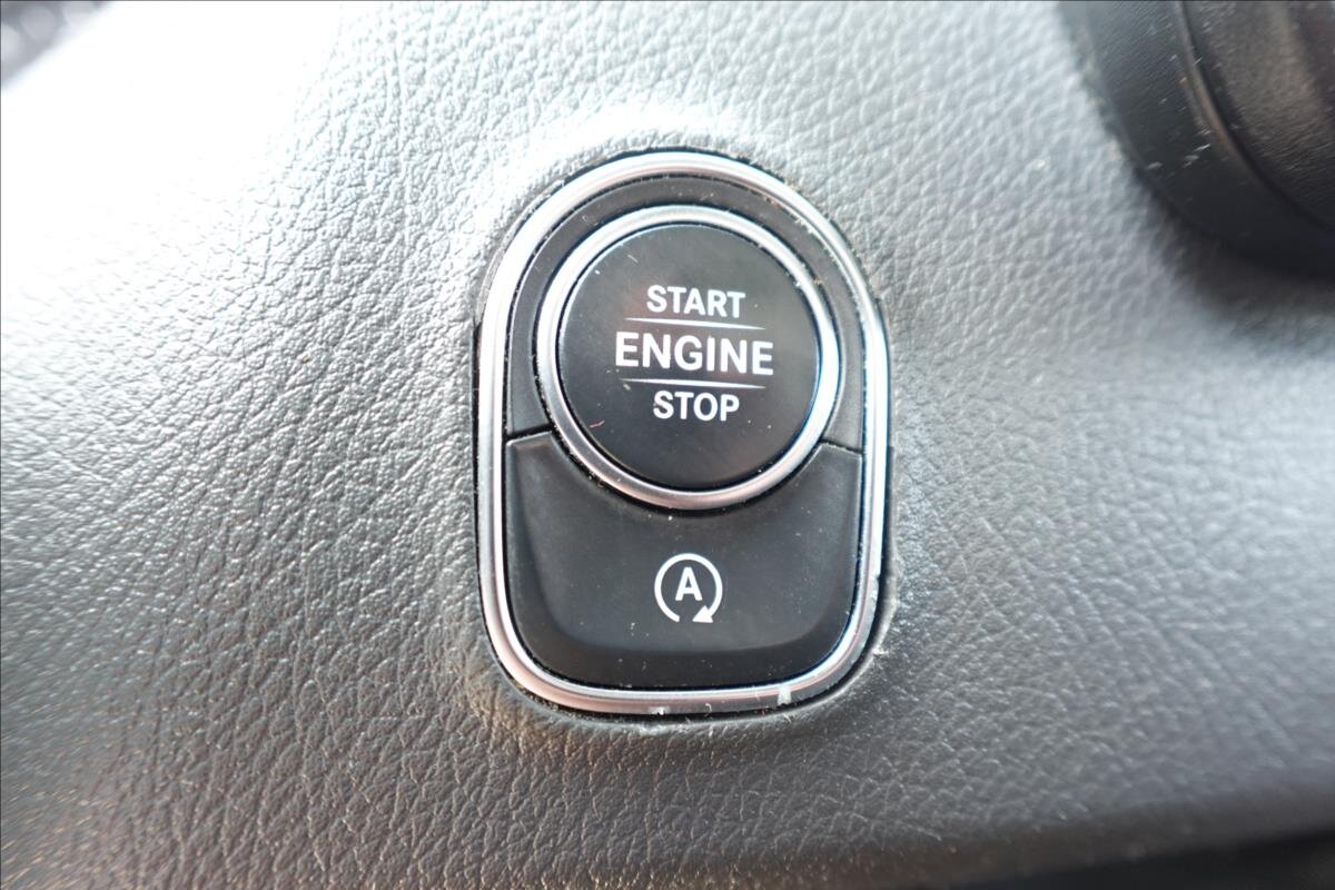 Mercedes-Benz Sprinter Valník 2,0 l 125 kw