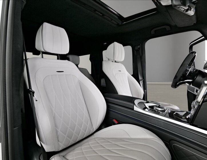 Mercedes-Benz Třídy G SUV / Terénní 4,0 l 430 kw