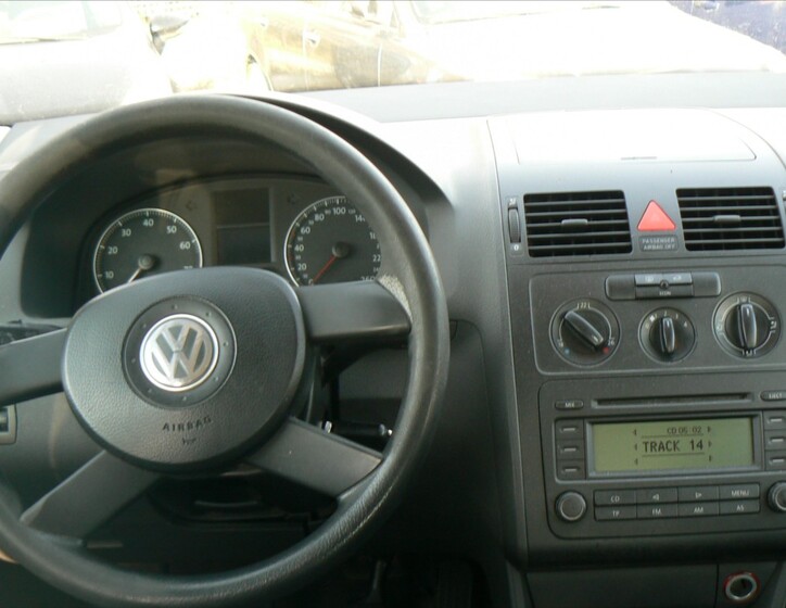 Volkswagen Touran 12