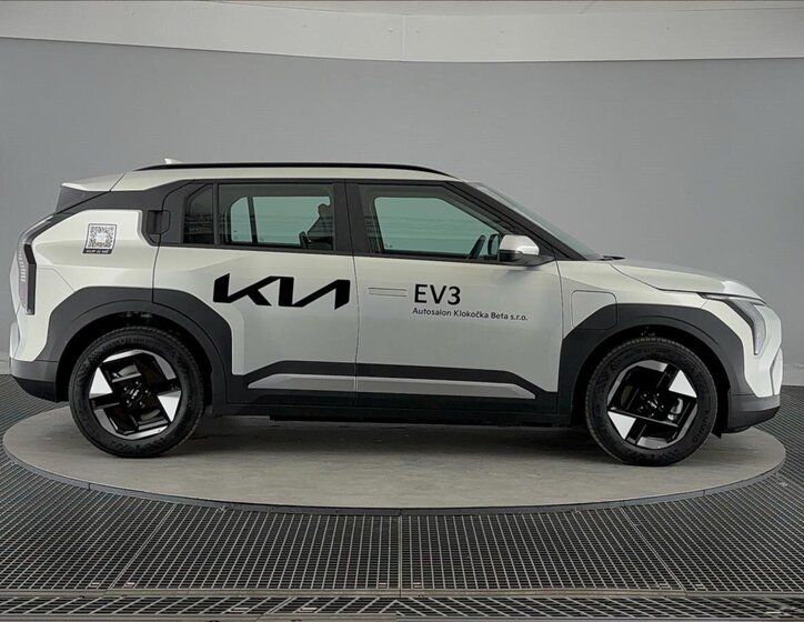 KIA EV3 SUV / Terénní 0,0 150 kw