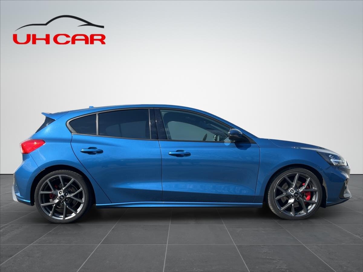 Ford Focus Hatchback 2,3 l 206 kw