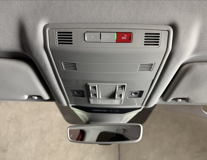 Volkswagen T-Roc SUV 1,5 l 110 kw