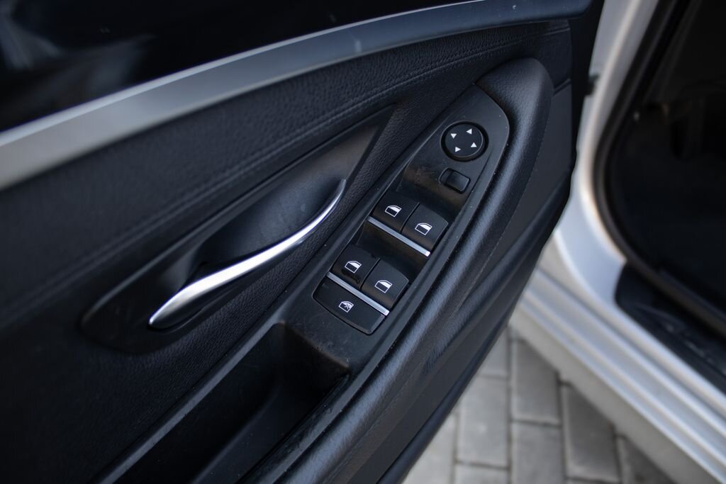 BMW Řada 5 Kombi 2,0 l 160 kw