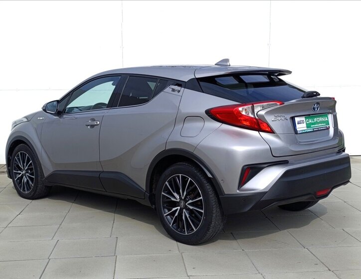 Toyota C-HR Hatchback 1,8 l 72 kw