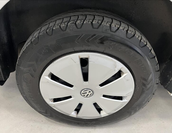 Volkswagen Transporter Kombi 2,0 l 75 kw