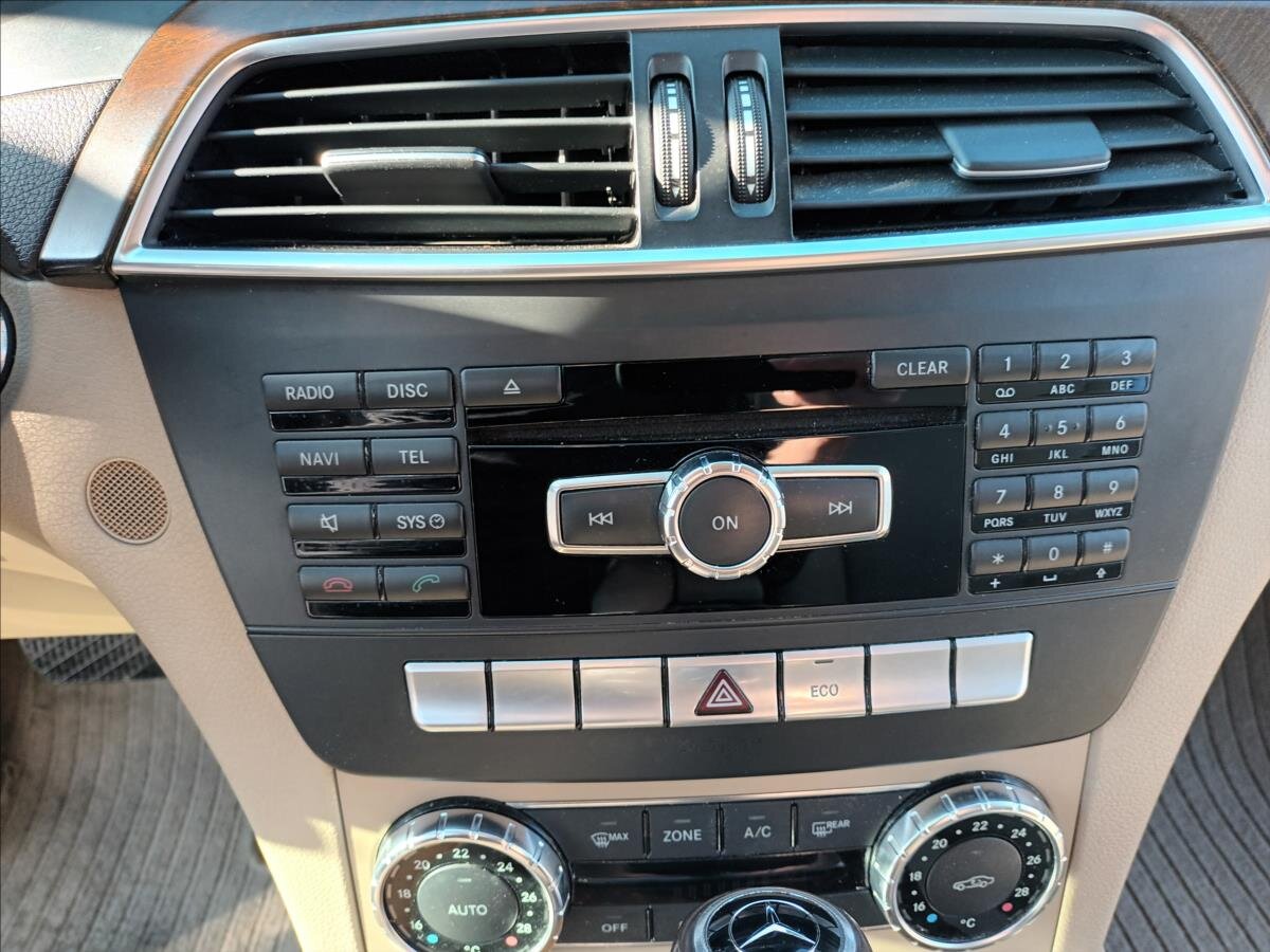 Mercedes-Benz Třídy C Kombi 2,1 l 100 kw