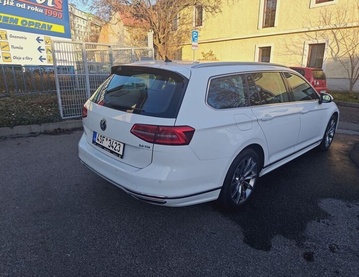 Volkswagen Passat 4