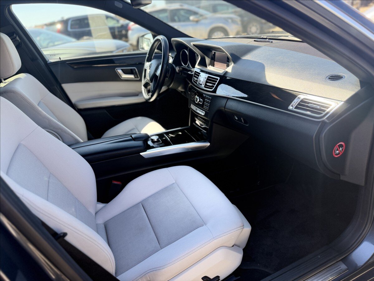 Mercedes-Benz Třídy E Kombi 2,1 l 150 kw