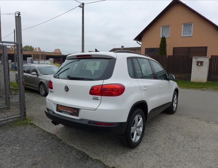Volkswagen Tiguan 6