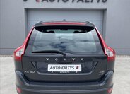 Volvo XC60 Kombi 2,4 l 151 kw