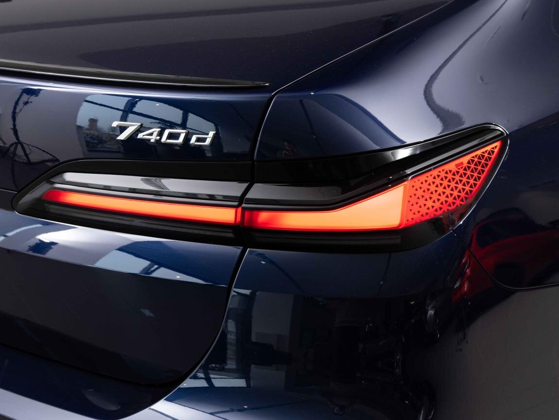 BMW Řada 7 Sedan / Limuzína 3,0 l 220 kw