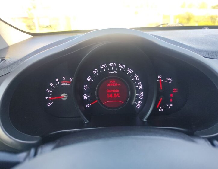 KIA Sportage SUV / Terénní 2,0 l 100 kw