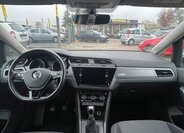 Volkswagen Touran 7