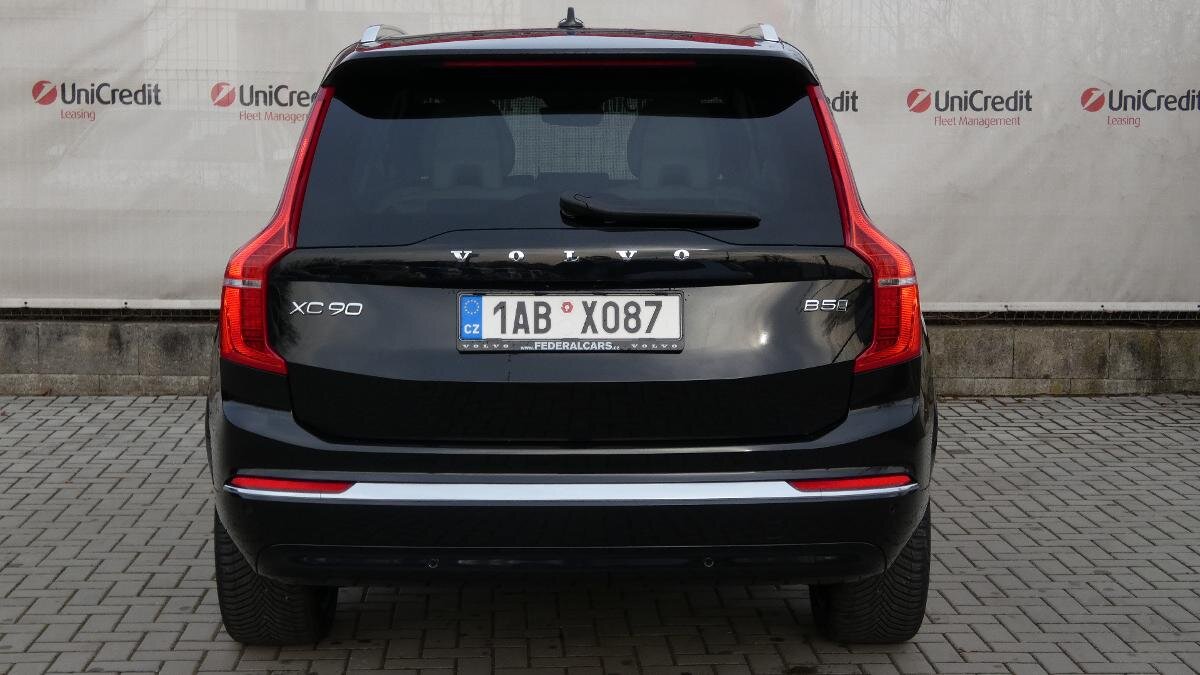 Volvo XC90 SUV / Terénní 2,0 l 173 kw
