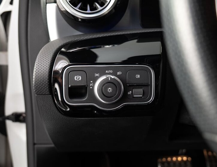 Mercedes-Benz Třídy A 18