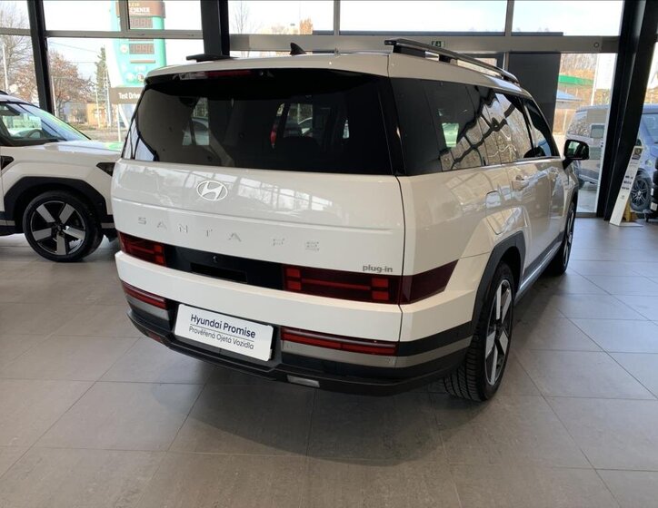 Hyundai Santa Fe SUV / Terénní 1,6 l 117 kw