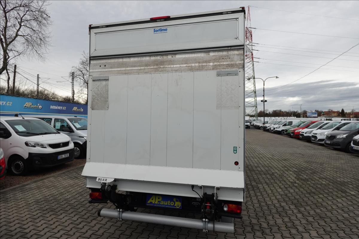 Ford Transit Skříň 2,0 l 96 kw