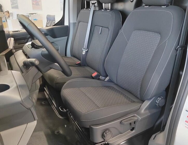 Ford Transit Custom Skříň 2,0 l 100 kw