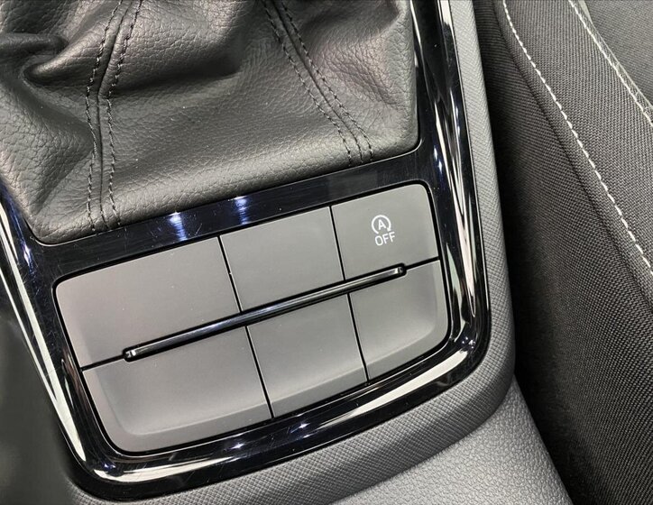 Škoda Kamiq SUV 999,0 66 kw