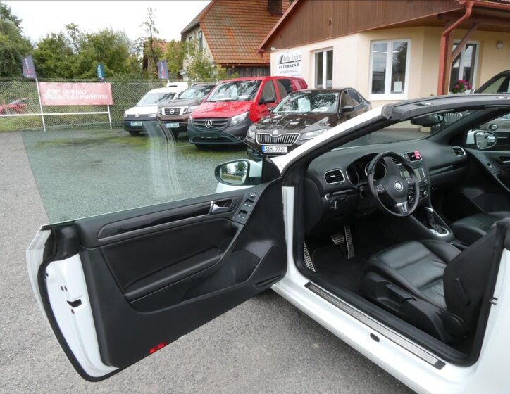 Volkswagen Golf Kabriolet 2,0 l 103 kw