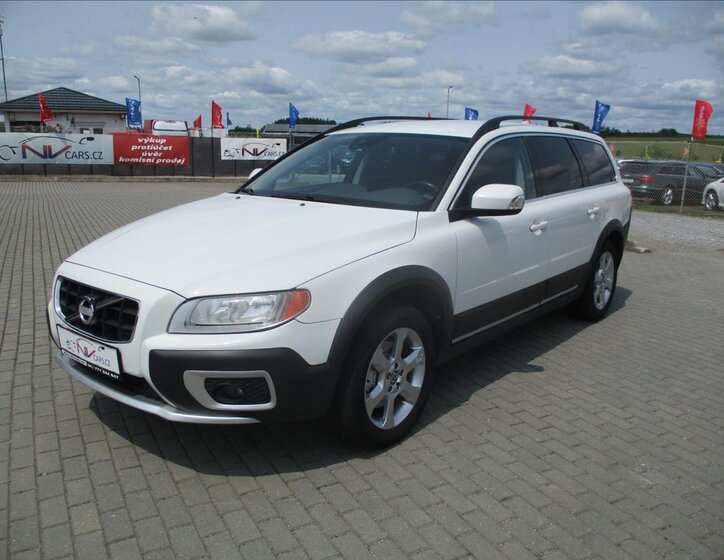Volvo XC70 1