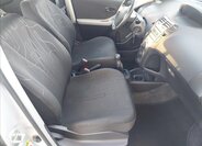 Toyota Yaris Hatchback 998,0 50 kw