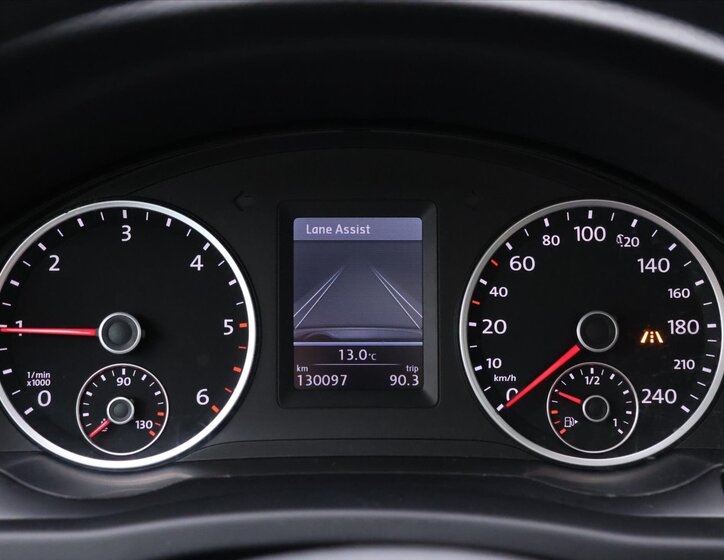 Volkswagen Tiguan SUV 2,0 l 81 kw