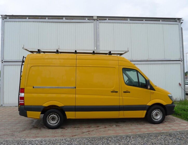Mercedes-Benz Sprinter Užitková 2,1 l 120 kw