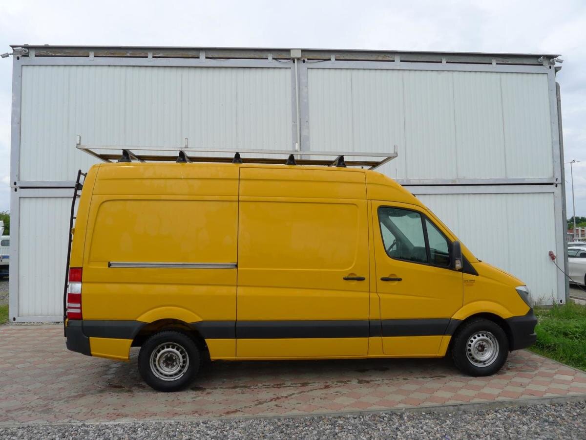 Mercedes-Benz Sprinter Užitková 2,1 l 120 kw