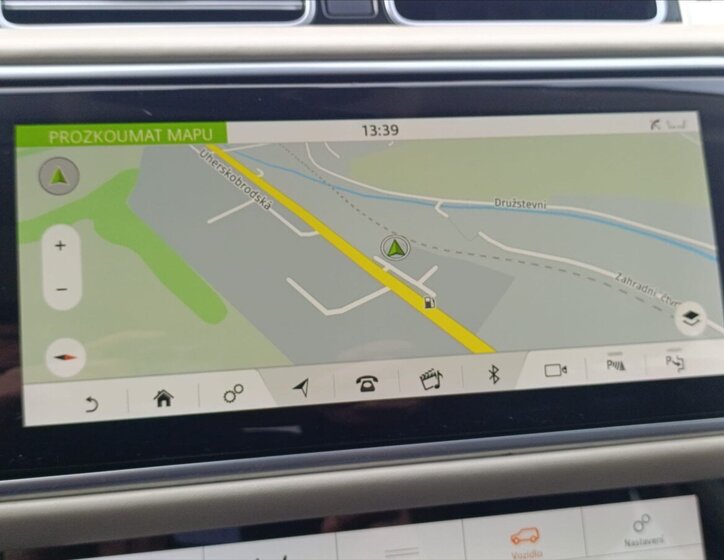 Land Rover Range Rover SUV / Terénní 5,0 l 386 kw