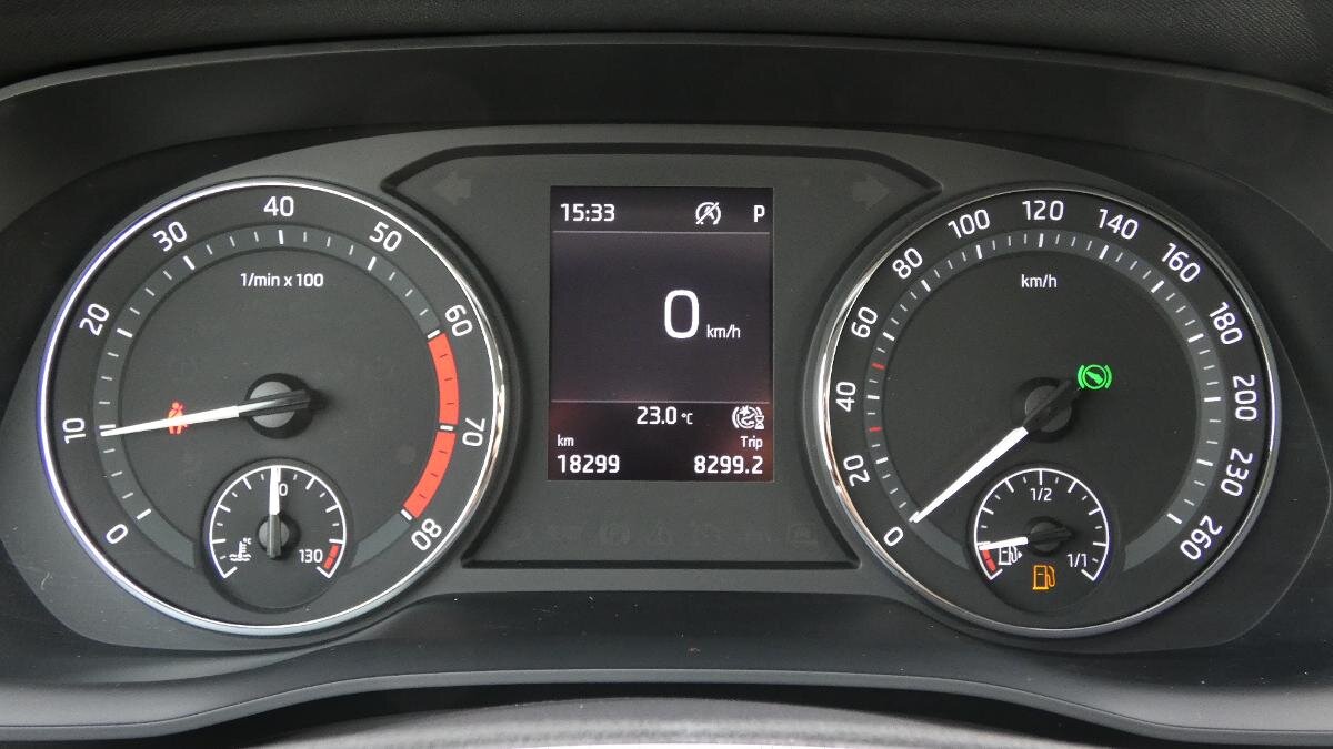 Škoda Octavia Sedan / Limuzína 1,5 l 110 kw