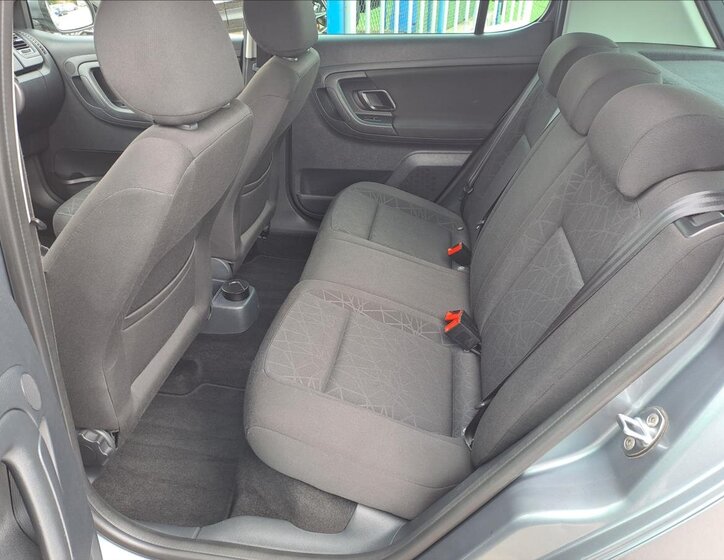 Škoda Fabia Hatchback 1,2 l 63 kw