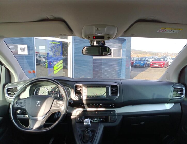 Peugeot Traveller MPV 2,0 l 110 kw