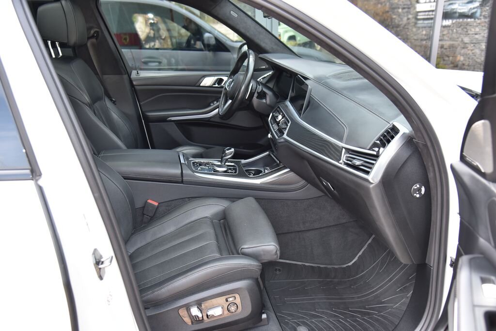 BMW X7 SUV / Terénní 3,0 l 195 kw