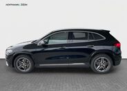 Mercedes-Benz GLA 8