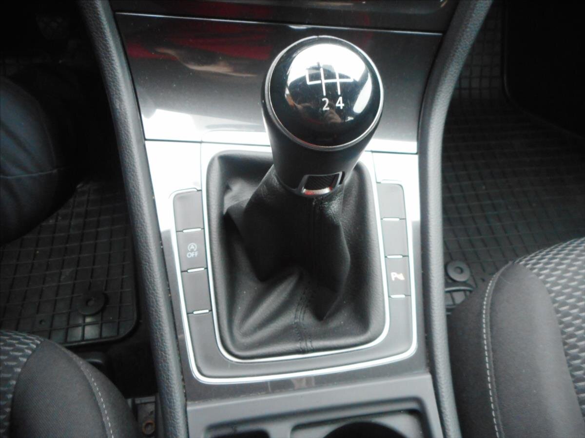 Volkswagen Golf Hatchback 1,6 l 85 kw