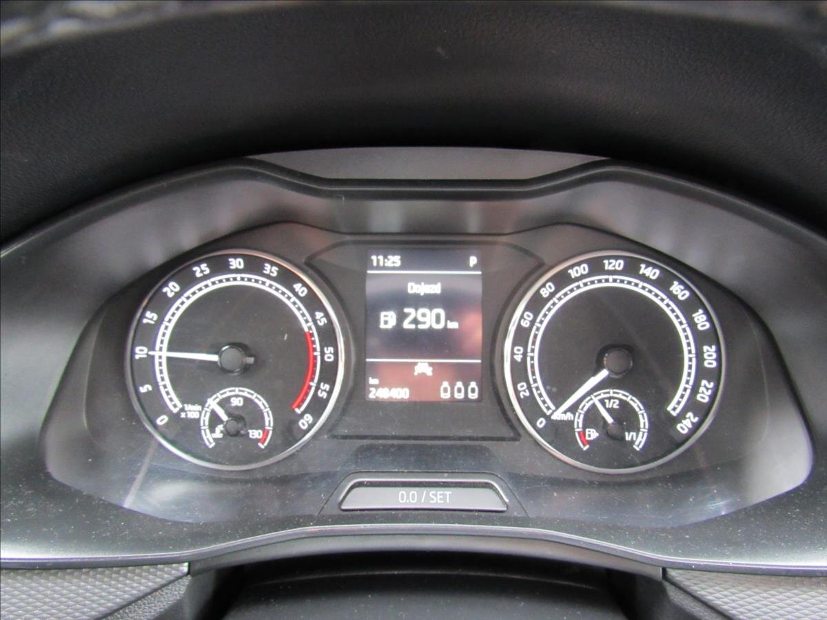 Škoda Scala Hatchback 1,6 l 85 kw