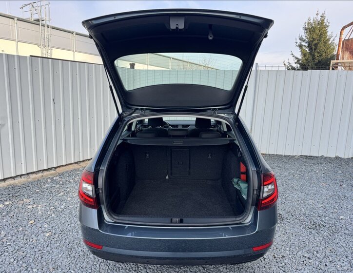 Škoda Octavia Kombi 1,5 l 110 kw