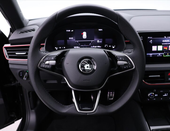 Škoda Kamiq SUV 1,5 l 110 kw