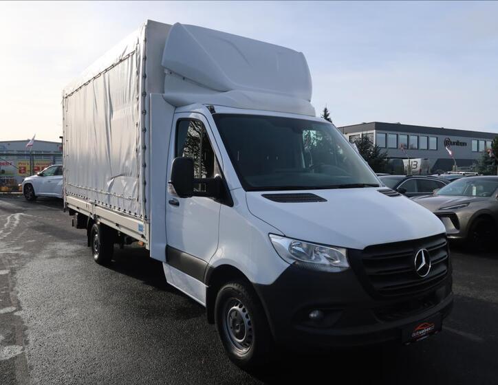 Mercedes-Benz Sprinter 2